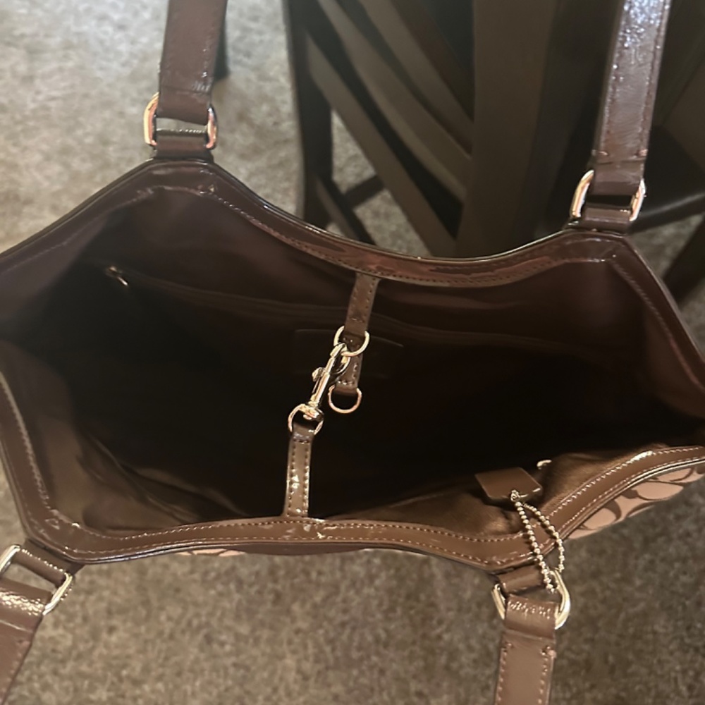 Coach Handbag - Picture 3 of 3